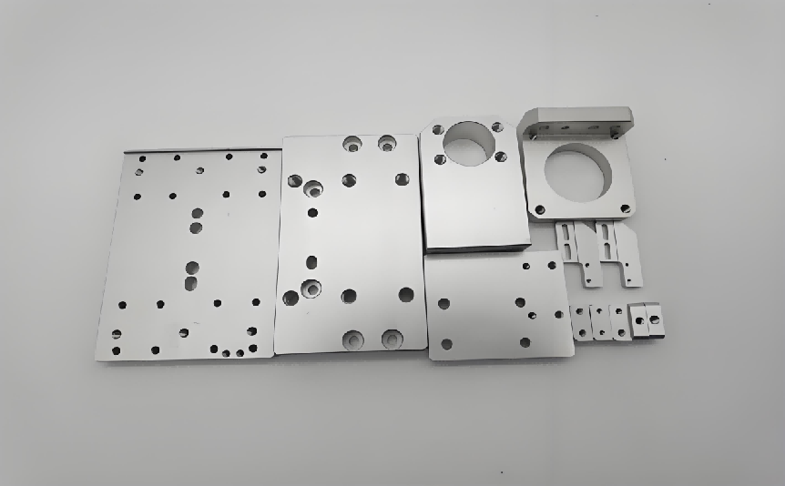 Behandling af automatiseringsudstyrsdele